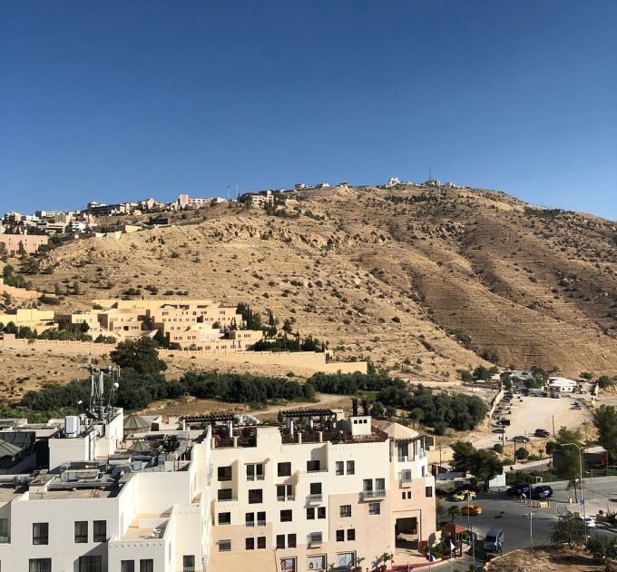 Petra Moon Hotel